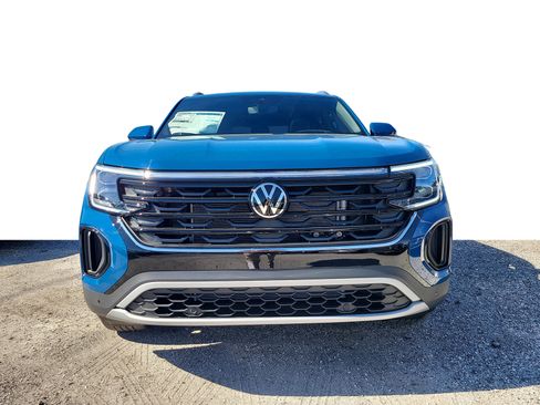 New 2026 Volkswagen Atlas Cross Sport SEL AWD/4WD image 3