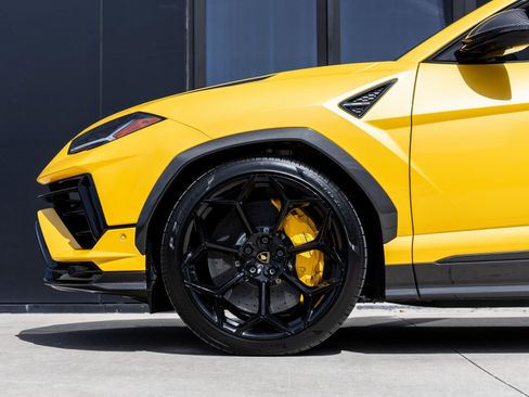 Used 2024 Lamborghini Urus Performante image 11