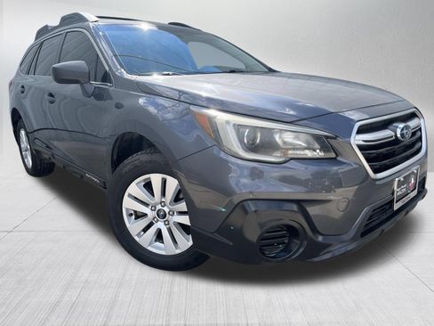 Used 2018 Subaru Outback 2.5i AWD/4WD image 3