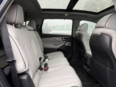 New 2026 Acura MDX w/ Advance Package image 16
