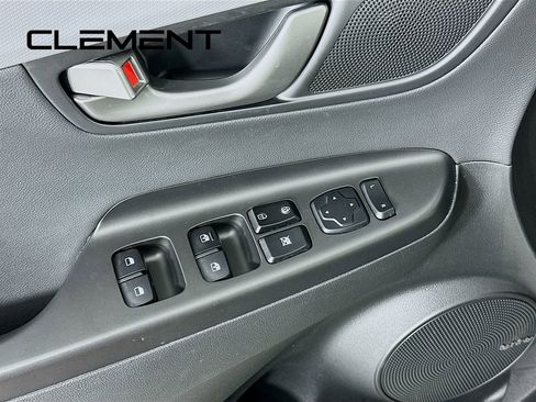 Used 2019 Hyundai Kona Limited image 28