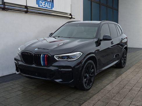 Used 2022 BMW X5 M50i w/ Executive Package image 7