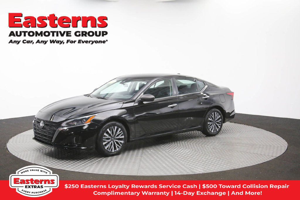 Used 2024 Nissan Altima 2.5 SV FWD image 53