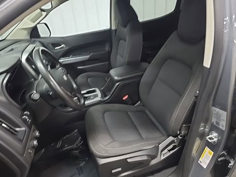 Used 2022 Chevrolet Colorado LT w/ LT Convenience Package image 32