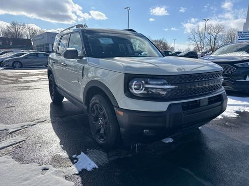 Used 2025 Ford Bronco Sport Big Bend w/ Convenience Package image 4