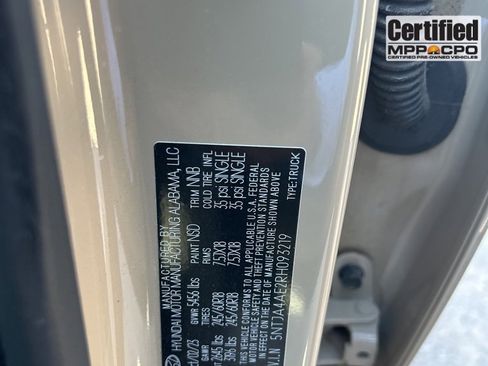 Used 2024 Hyundai Santa Cruz SE image 8