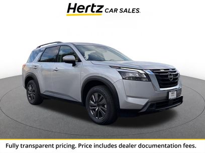 Used 2025 Nissan Pathfinder SV