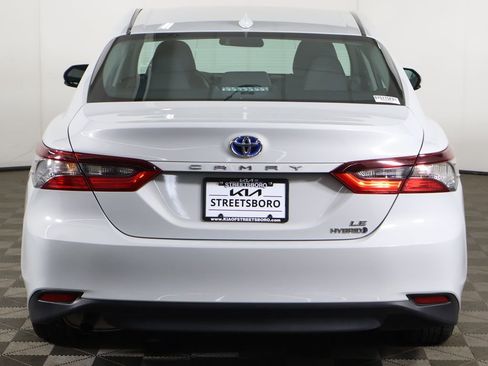 Used 2024 Toyota Camry LE FWD image 10