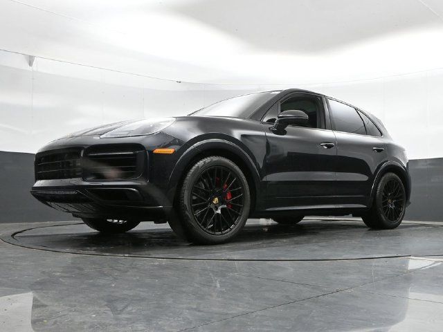 Used 2021 Porsche Cayenne GTS AWD/4WD image 39