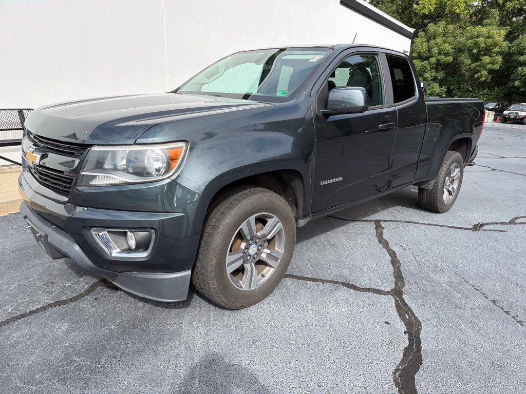 Used 2018 Chevrolet Colorado W/T w/ Custom Special Edition RWD image 2