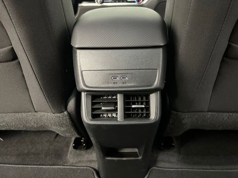 Used 2026 Chevrolet Equinox LT FWD image 21