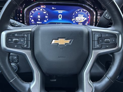 Used 2025 Chevrolet Silverado 3500 LT w/ Safety Package AWD/4WD image 17