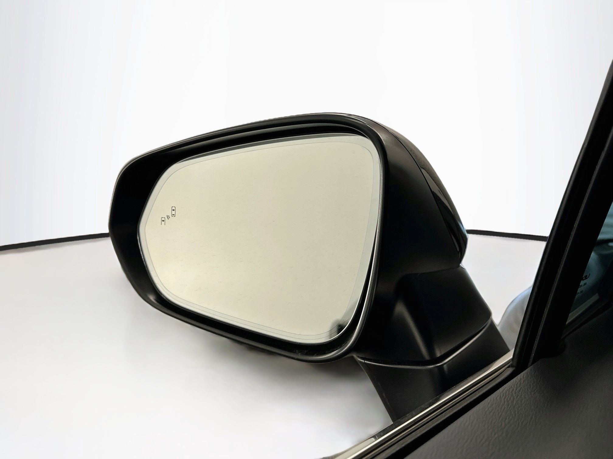 Used 2023 Lexus NX 350h AWD w/ Vision Package image 16