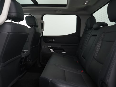 Used 2022 Toyota Tundra Limited AWD/4WD image 18