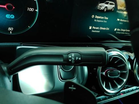 Used 2023 Mercedes-Benz EQB 300 4MATIC w/ Pinnacle Package image 43