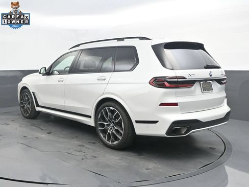 Certified 2025 BMW X7 xDrive40i w/ M Sport Package AWD/4WD image 3