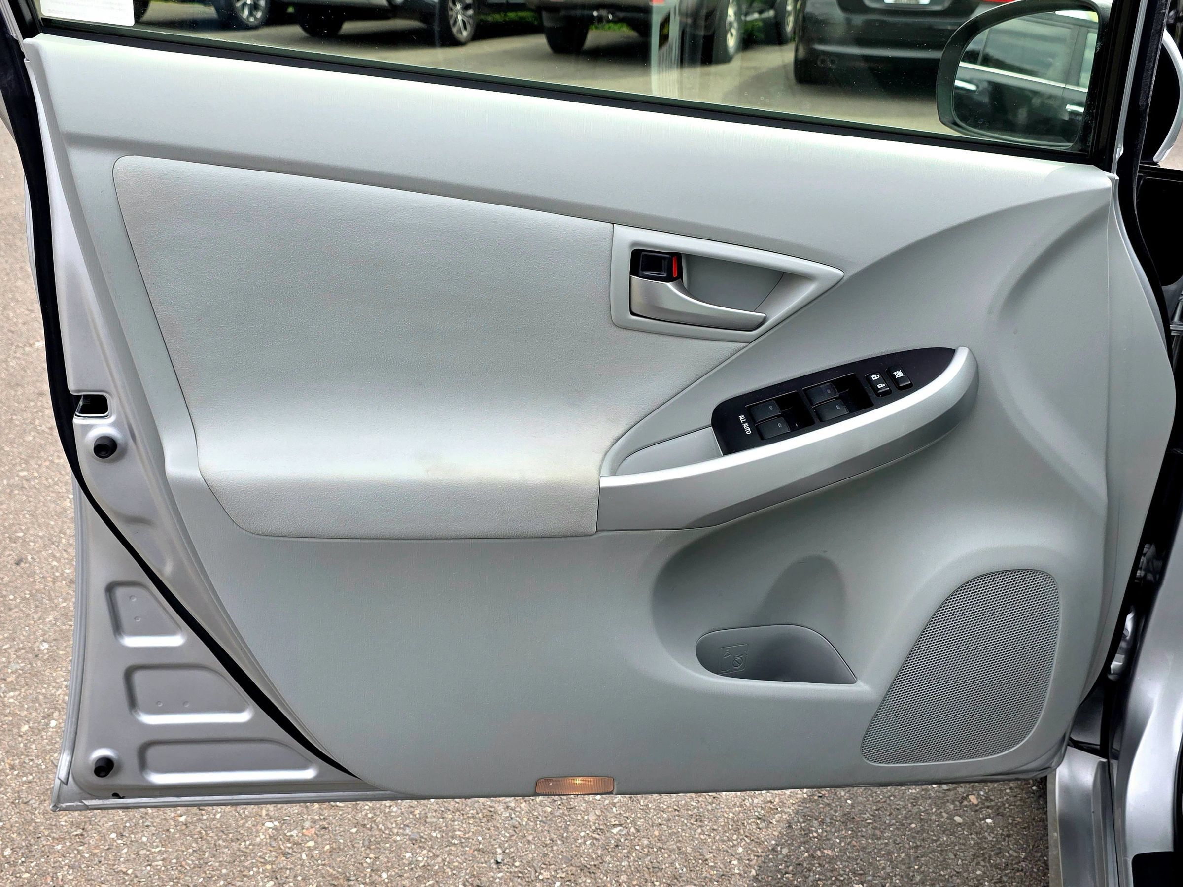 Used 2012 Toyota Prius Two FWD image 39