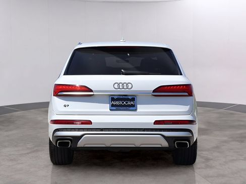 Used 2025 Audi Q7 3.0T Premium Plus AWD/4WD image 6