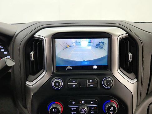 Used 2021 Chevrolet Silverado 1500 LT AWD/4WD image 19