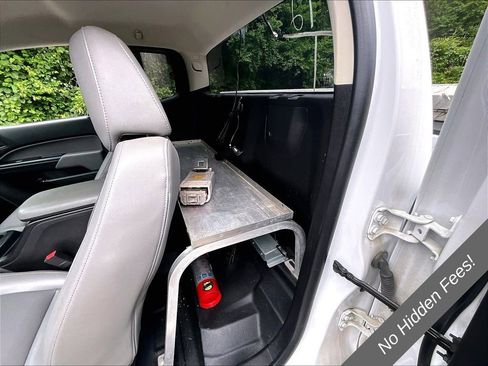 Used 2019 Chevrolet Colorado W/T w/ WT Convenience Package RWD image 24