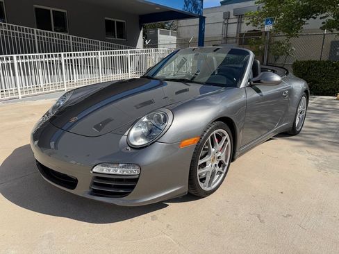 Used 2009 Porsche 911 Carrera 4S AWD/4WD image 2