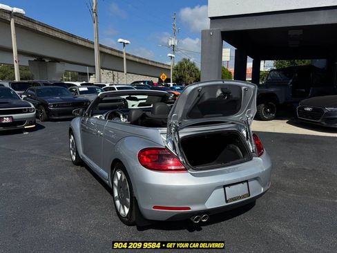 Used 2015 Volkswagen Beetle 1.8T FWD image 28