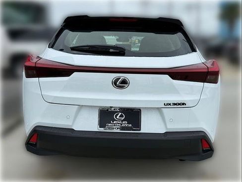 New 2026 Lexus UX 300h FWD image 7