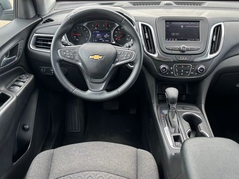 Used 2024 Chevrolet Equinox LT image 11