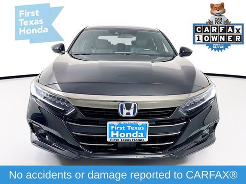 Used 2022 Honda Accord Sport image 2