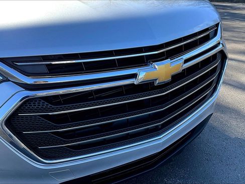 Used 2019 Chevrolet Traverse LT w/ LT Premium Package image 35