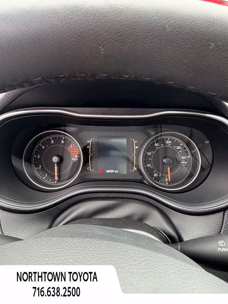 Used 2022 Jeep Cherokee Latitude w/ Sun & Sound Group AWD/4WD image 18