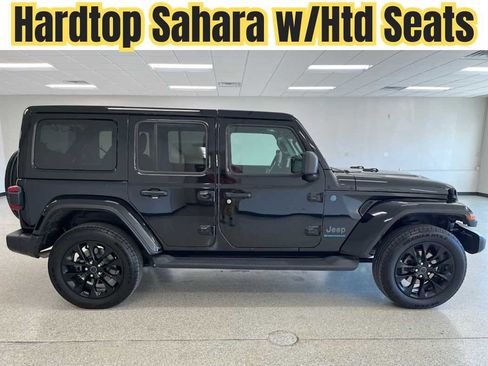 Used 2025 Jeep Wrangler Sahara AWD/4WD image 1