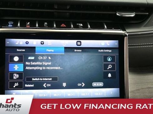 Used 2023 Jeep Grand Cherokee Overland AWD/4WD image 19