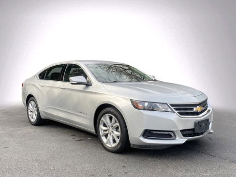 Used 2020 Chevrolet Impala LT w/ LT Convenience Package image 2