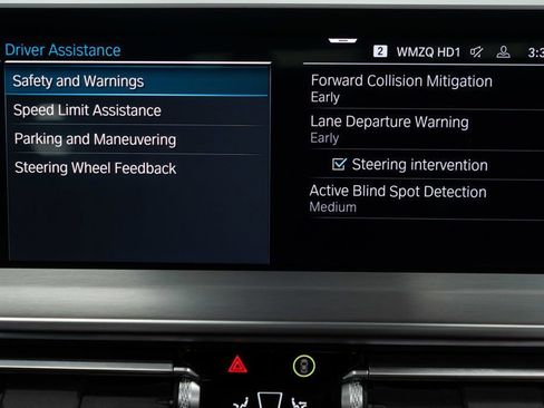 Used 2025 BMW X4 xDrive30i w/ Premium Package image 28