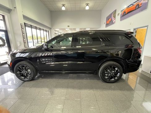 Used 2025 Dodge Durango GT w/ Blacktop Package image 2