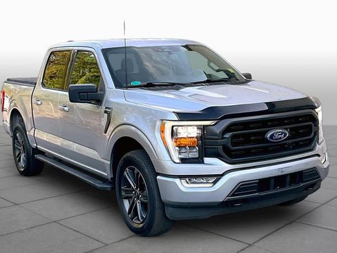 Used 2022 Ford F150 XLT w/ Equipment Group 302A High AWD/4WD image 3
