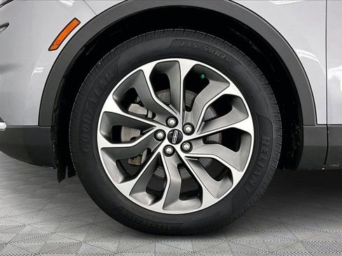 Used 2021 Lincoln Nautilus Reserve w/ Cargo Utility Package image 9