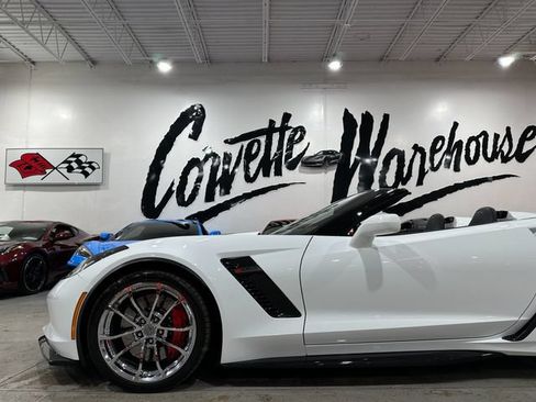 Used 2019 Chevrolet Corvette Z06 RWD image 6