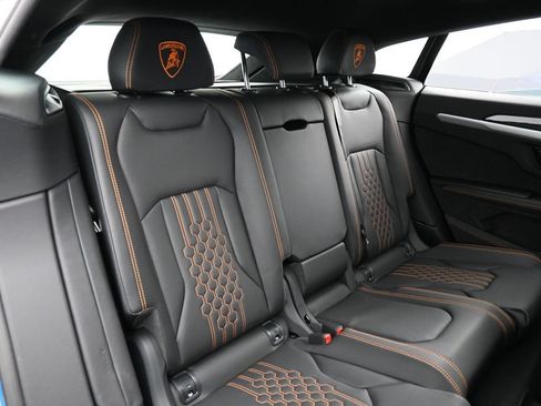 Used 2025 Lamborghini Urus S AWD/4WD image 27
