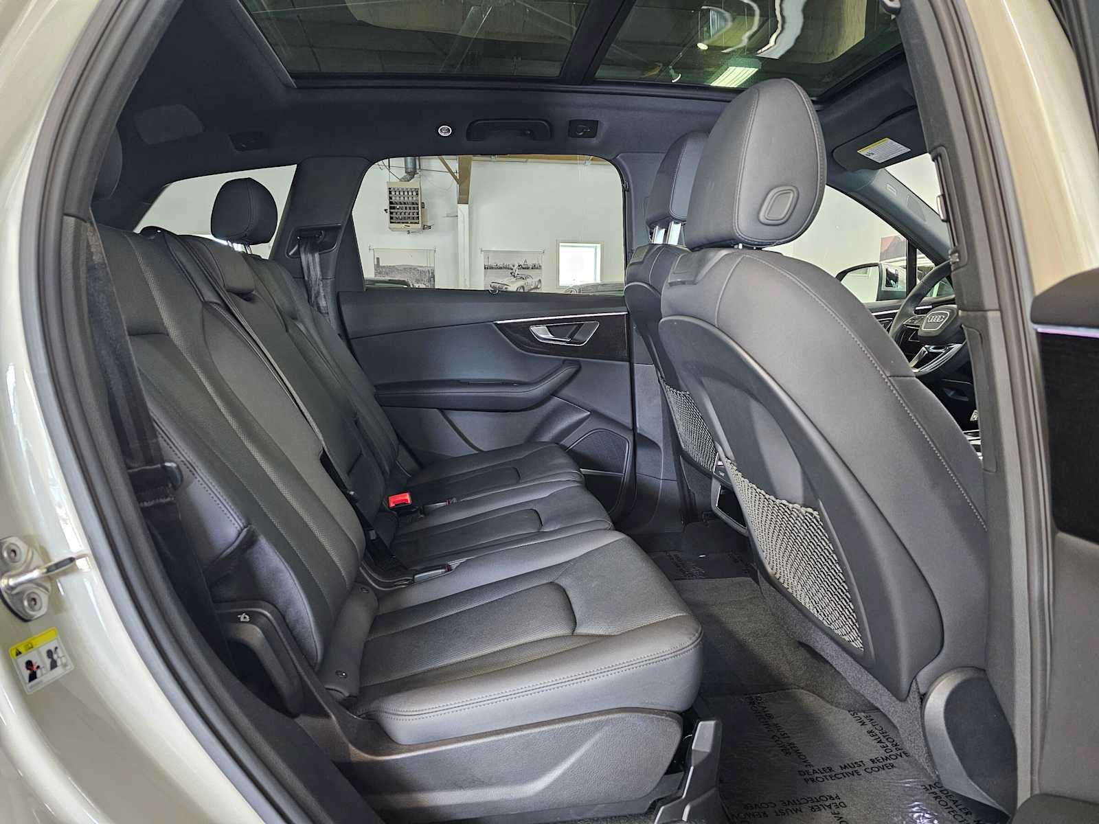Used 2023 Audi Q7 2.0T Premium Plus w/ Premium Plus Package AWD/4WD image 12
