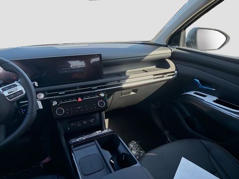 New 2026 Hyundai Tucson Limited FWD image 16