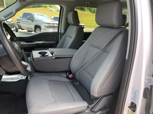 Used 2025 Ford F150 XLT w/ Equipment Group 301A Standard AWD/4WD image 13