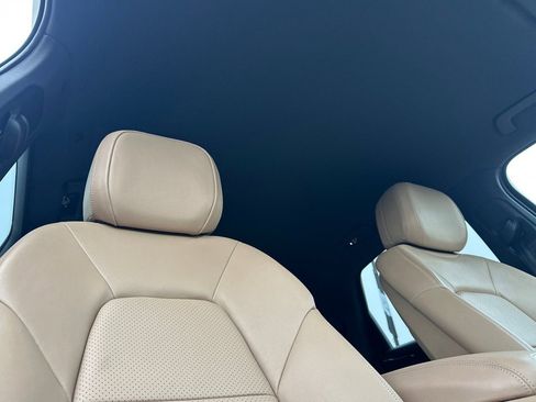 Used 2023 Porsche Cayenne image 21