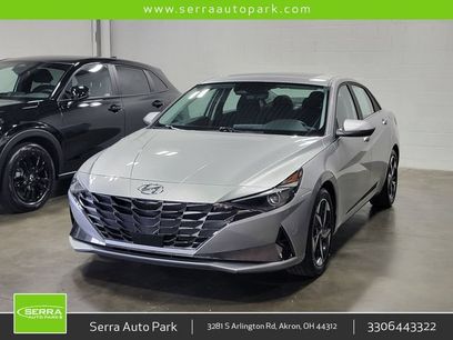 Used 2021 Hyundai Elantra SEL w/ Convenience + Premium Package