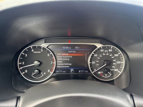 Used 2025 Nissan Altima 2.5 SV image 10