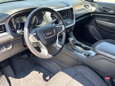 Used 2019 GMC Acadia SLE w/ LPO, Floor Liner Package FWD image 2