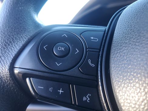 Used 2024 Toyota RAV4 LE image 22