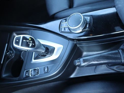 Used 2017 BMW 230i Coupe image 20