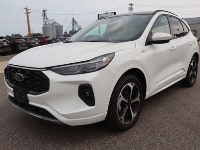 Used 2025 Ford Escape ST-Line Elite w/ Class II Trailer Tow Package